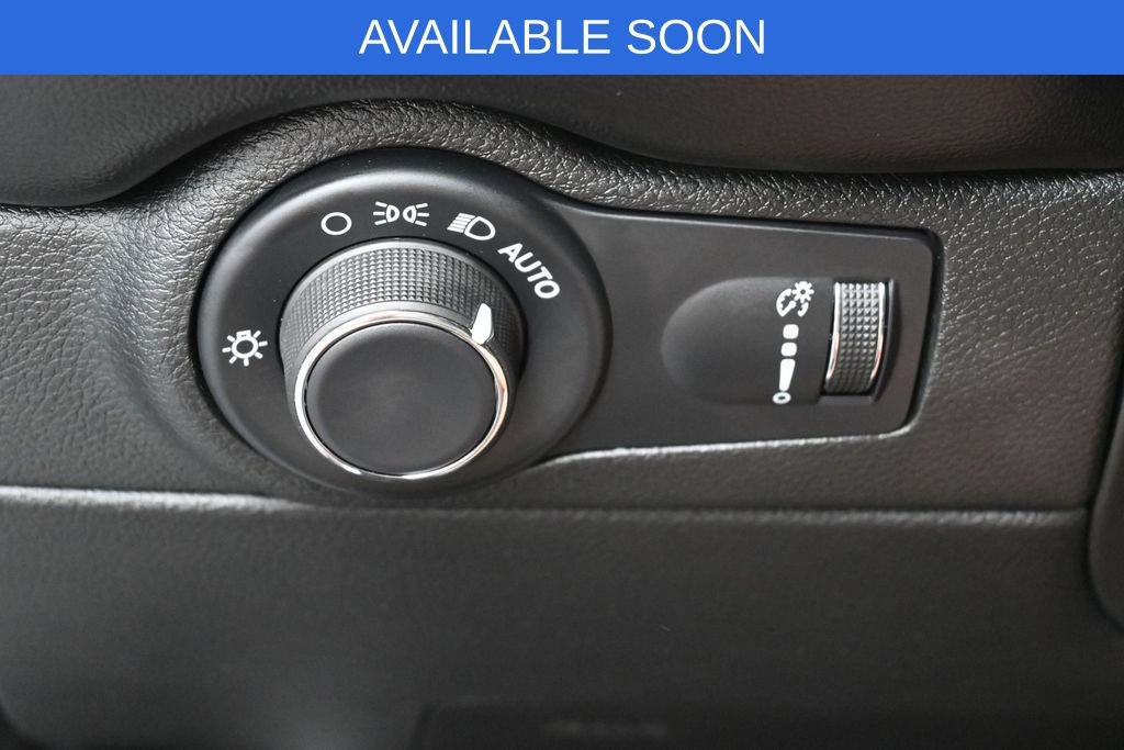 Used 2025 Dodge Durango R/T AWD/4WD image 16