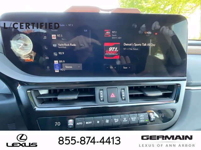 Certified 2024 Lexus ES 350 w/ Luxury Package FWD image 18