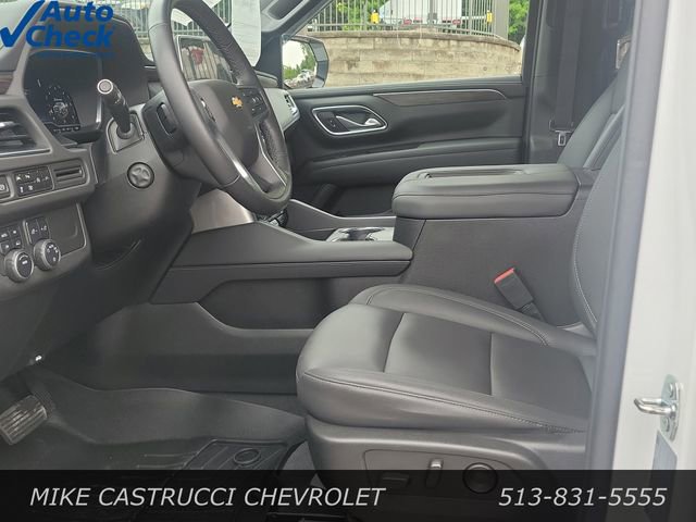 Used 2022 Chevrolet Suburban LT w/ Luxury Package AWD/4WD image 23