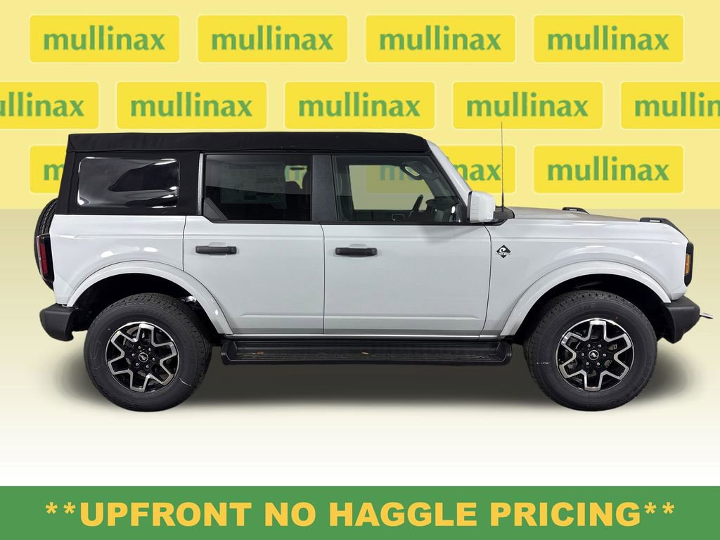 New 2026 Ford Bronco Outer Banks image 2