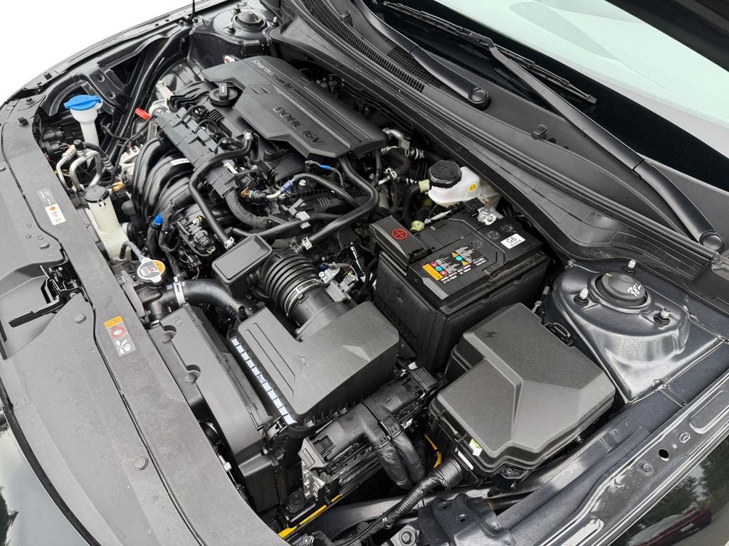 Used 2024 Hyundai Elantra SEL FWD image 30
