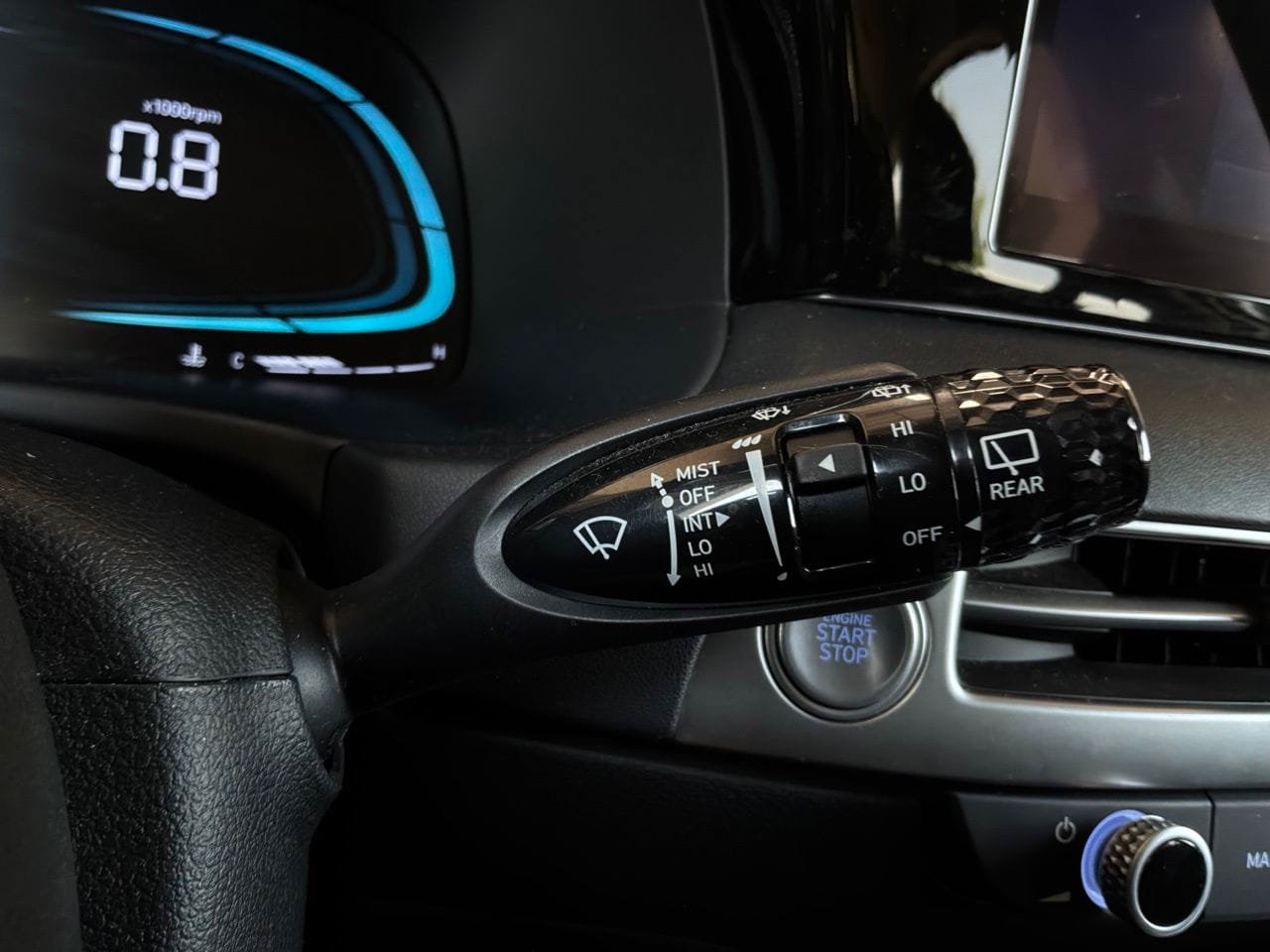 Used 2025 Hyundai Palisade SEL FWD image 42