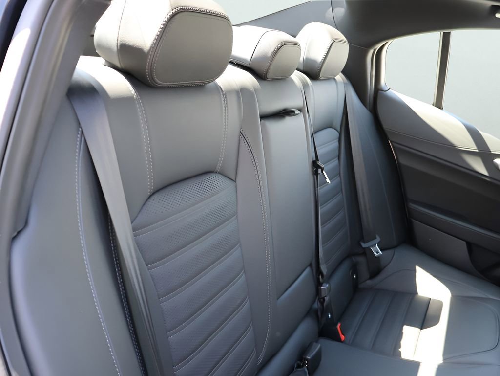 New 2026 Alfa Romeo Giulia AWD image 15