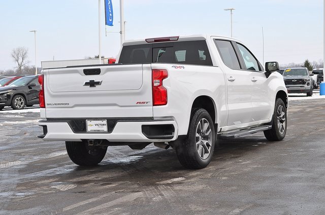 Used 2021 Chevrolet Silverado 1500 RST w/ Convenience Package II image 3