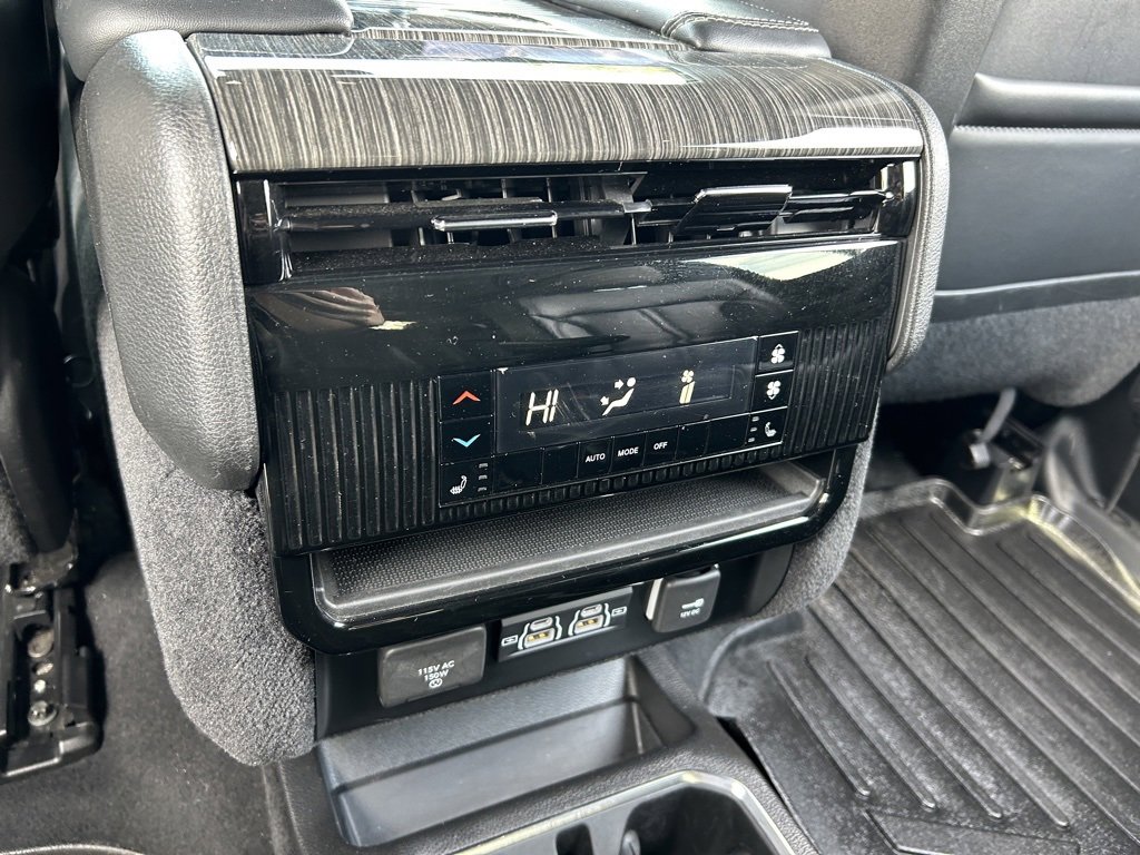 Used 2022 Jeep Wagoneer Series III w/ Premium Group I image 44