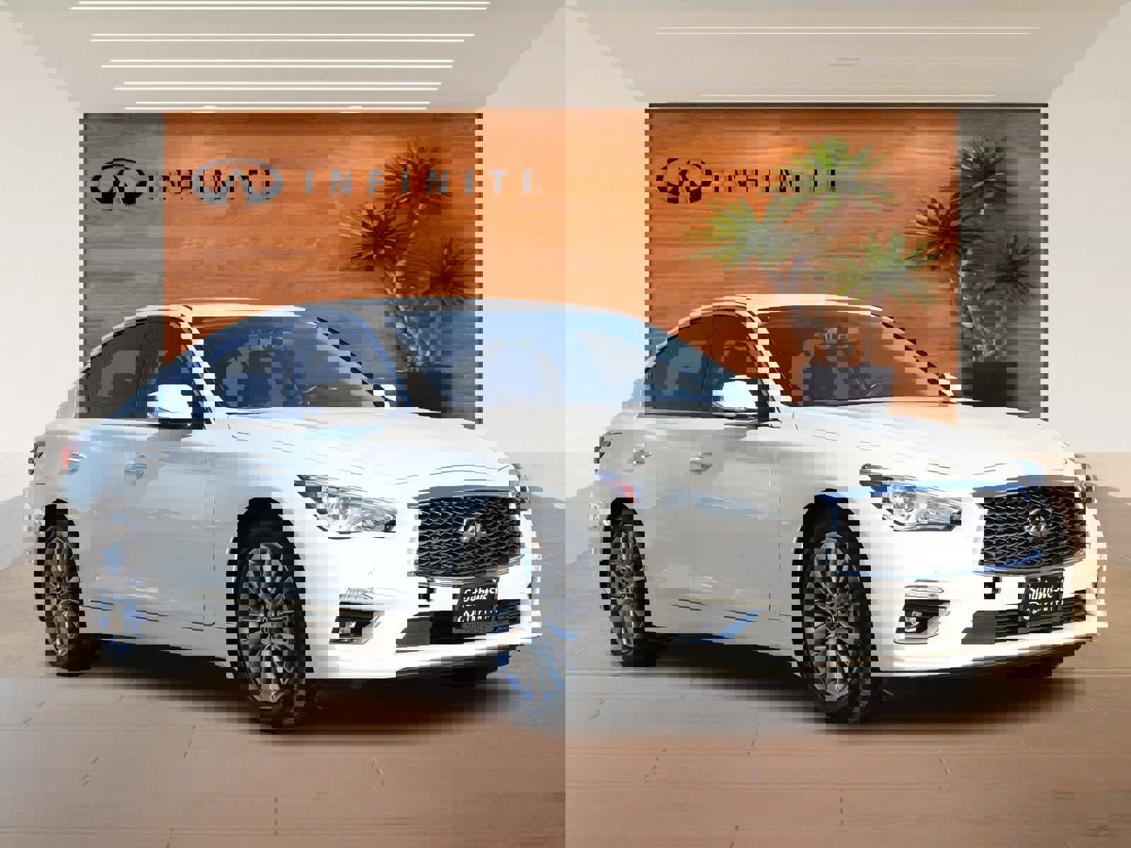Used 2024 INFINITI Q50 Luxe w/ Cargo Package image 3