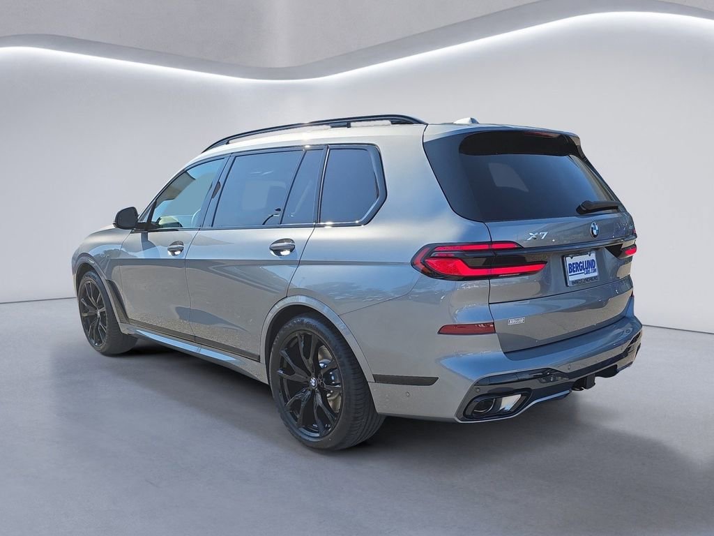 New 2026 BMW X7 xDrive40i image 5