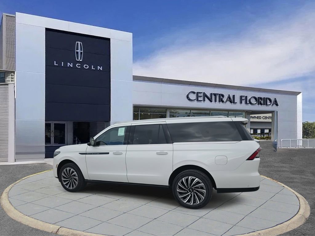New 2025 Lincoln Navigator L Black Label image 5