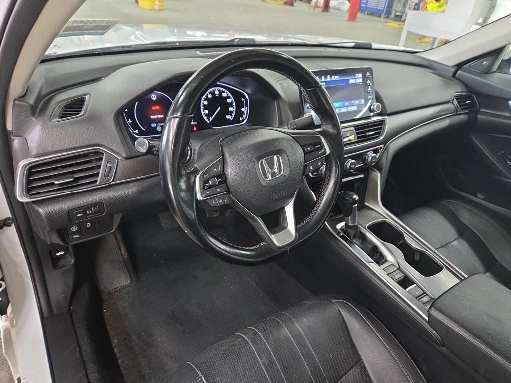 Used 2021 Honda Accord EX-L image 9