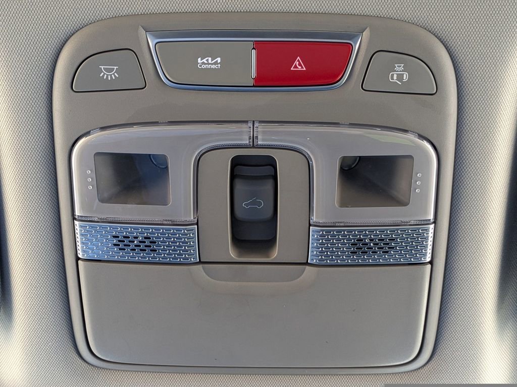 Used 2024 Kia Telluride EX w/ EX Captain's Chair Package image 27