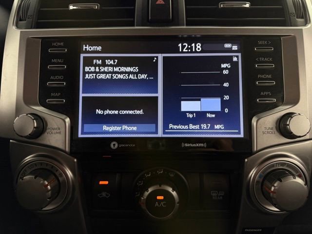 Used 2024 Toyota 4Runner SR5 AWD/4WD image 21