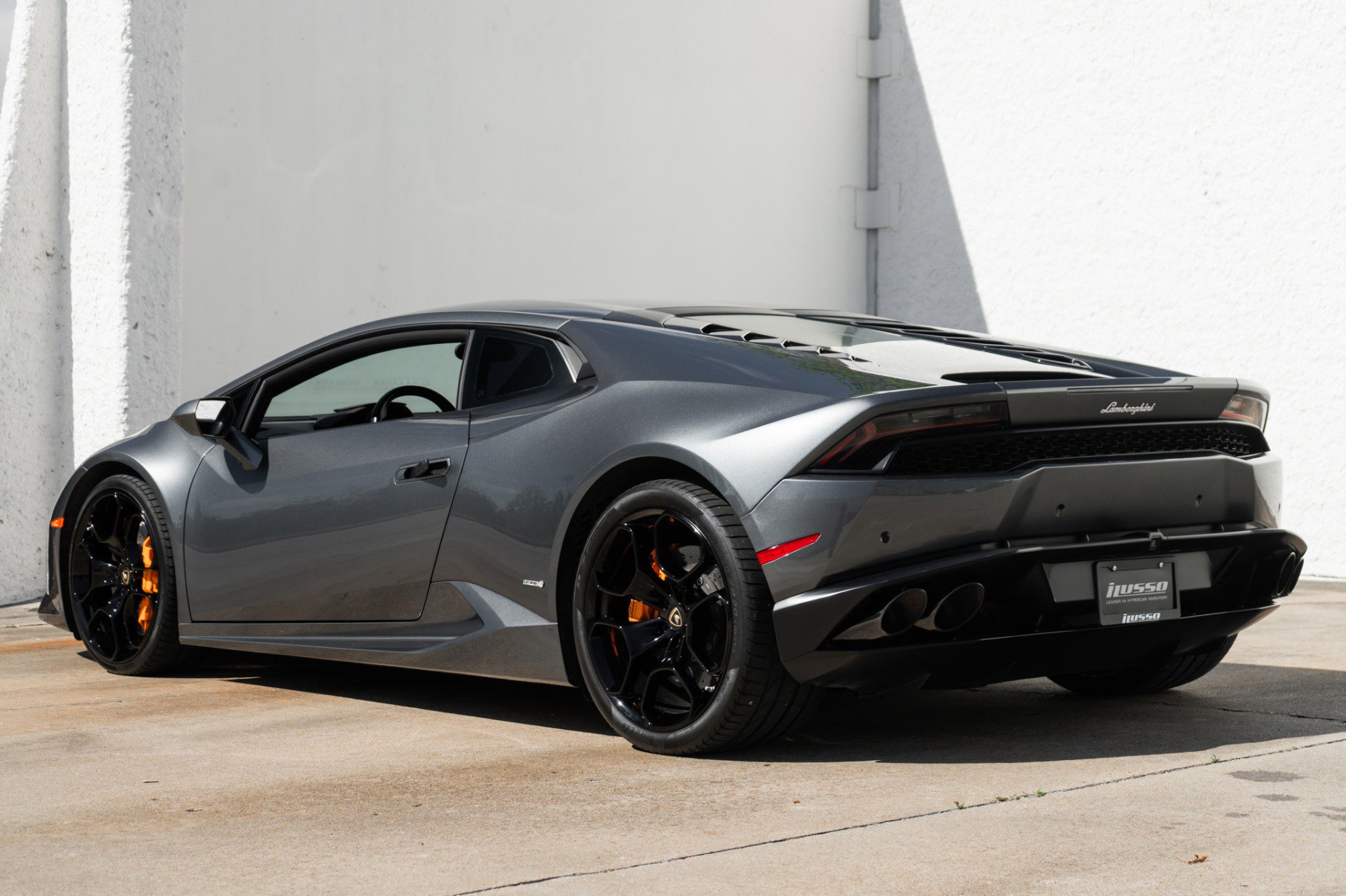 Used 2015 Lamborghini Huracan LP 610-4 AWD/4WD image 9