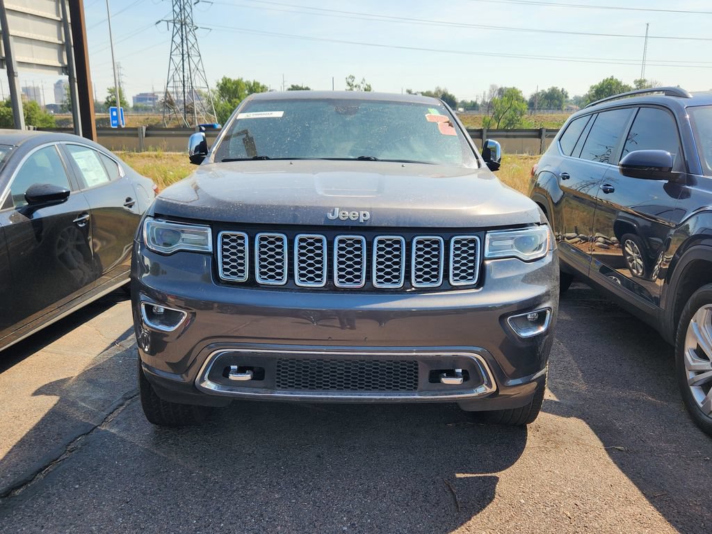Used 2019 Jeep Grand Cherokee Overland AWD/4WD image 3