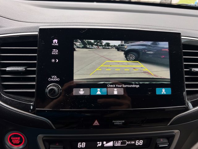 Used 2021 Honda Pilot EX image 19