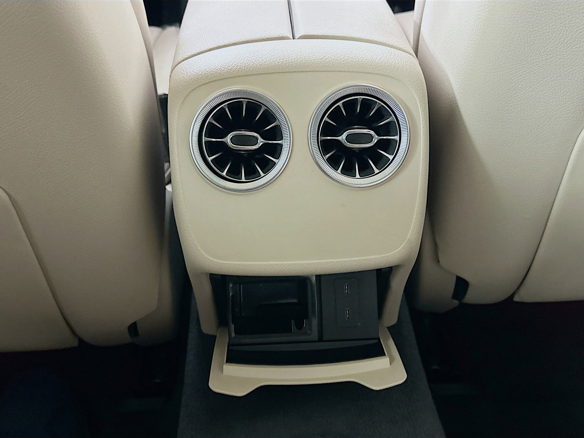 Used 2023 Mercedes-Benz E 450 4MATIC Coupe image 34