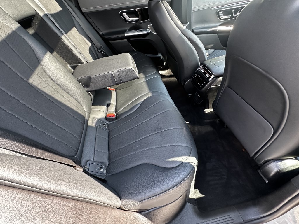 Certified 2023 Mercedes-Benz EQE 350+ SUV image 18