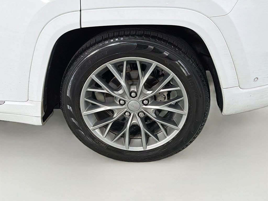 Used 2024 Jeep Grand Cherokee Summit AWD/4WD image 33