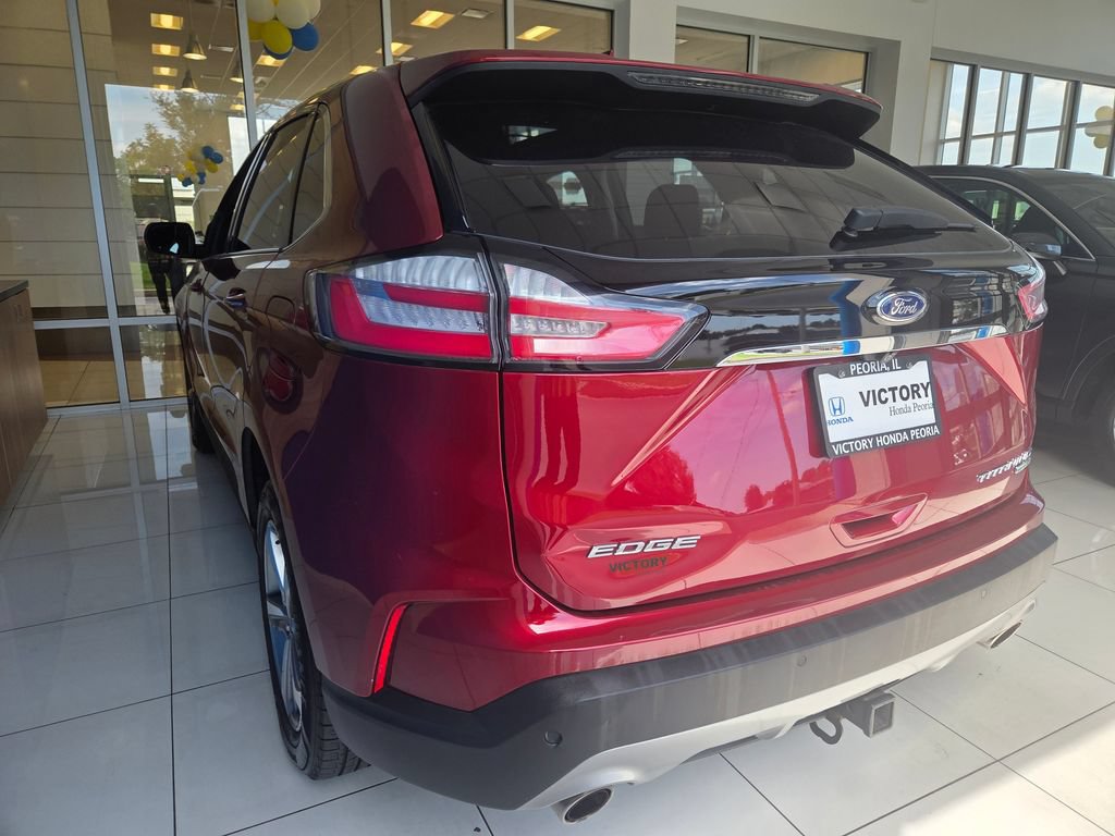 Used 2019 Ford Edge Titanium w/ Cold Weather Package AWD/4WD image 8