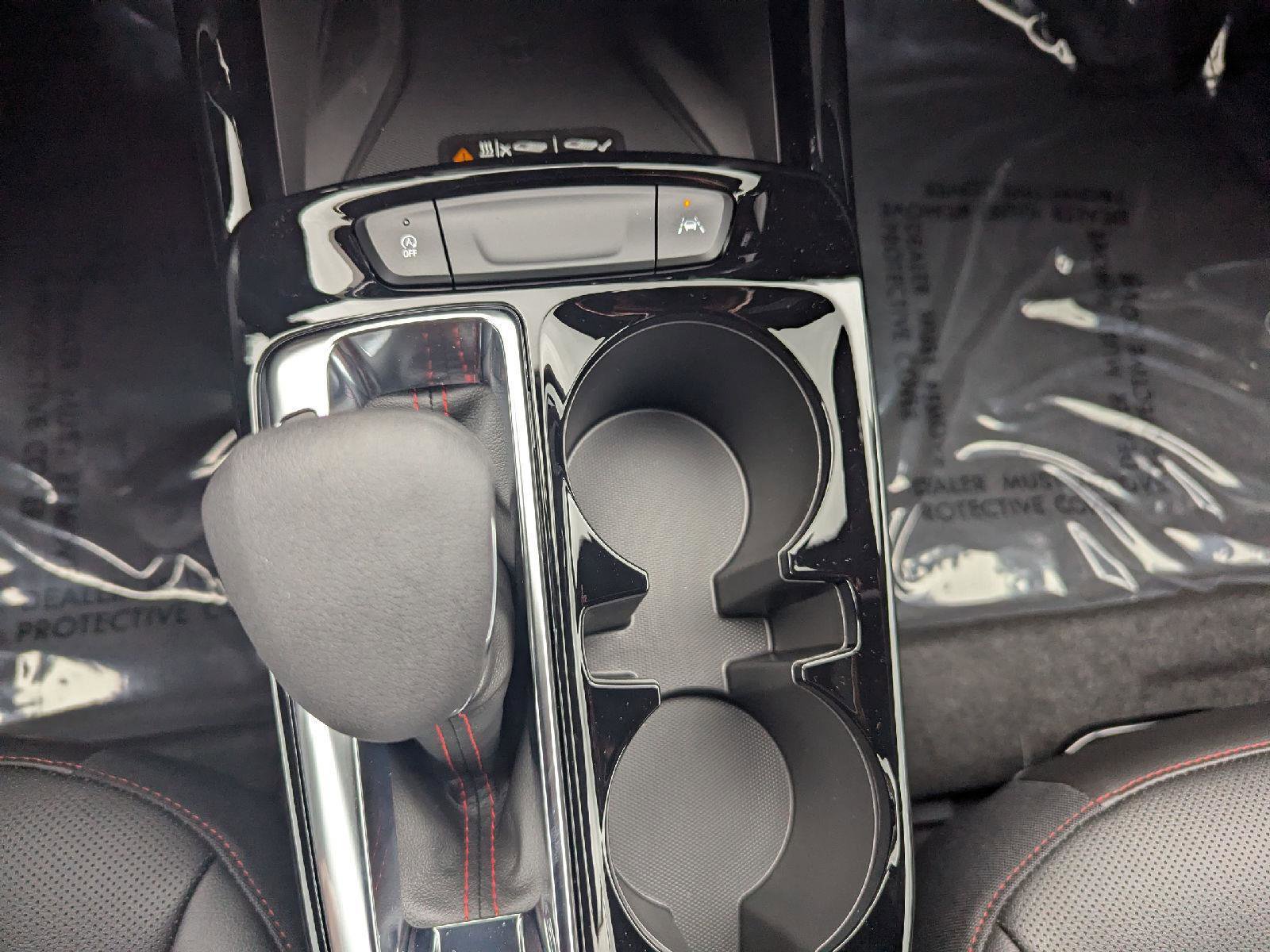 New 2026 Chevrolet Trax RS w/ Sunroof Package image 25