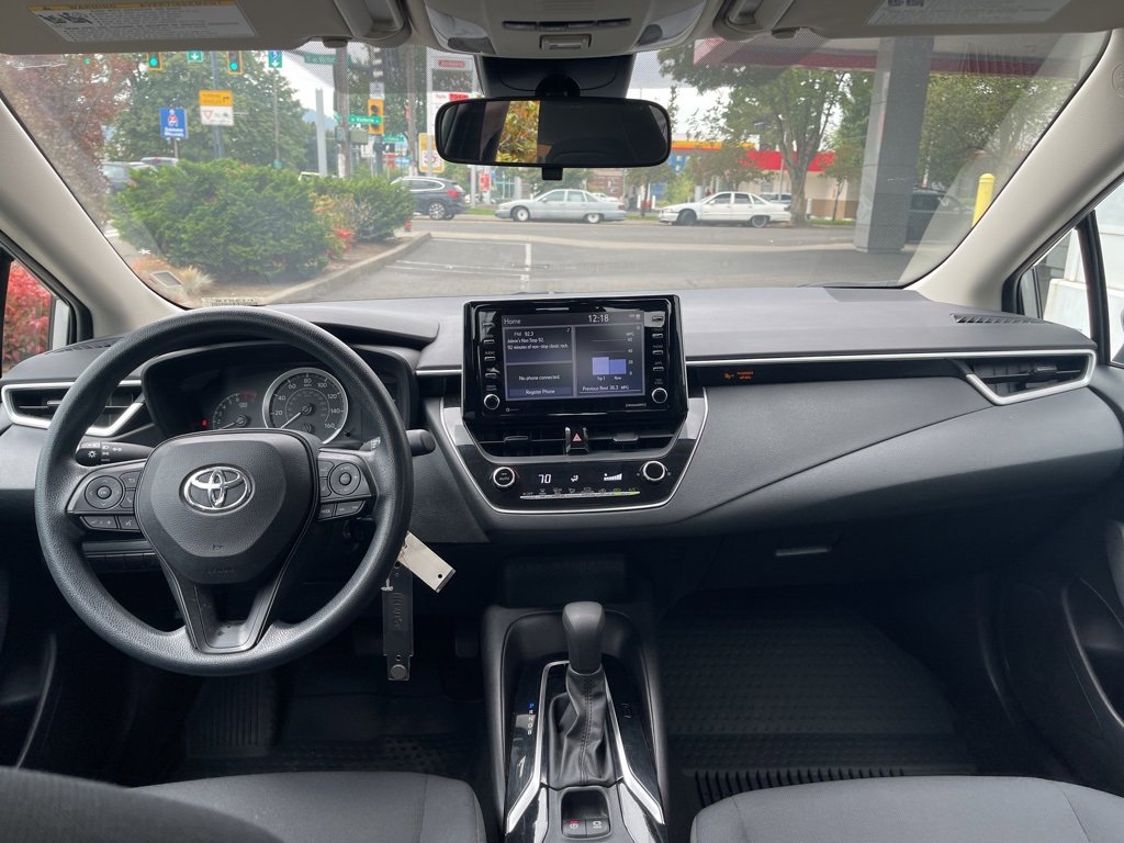 Used 2021 Toyota Corolla LE image 46