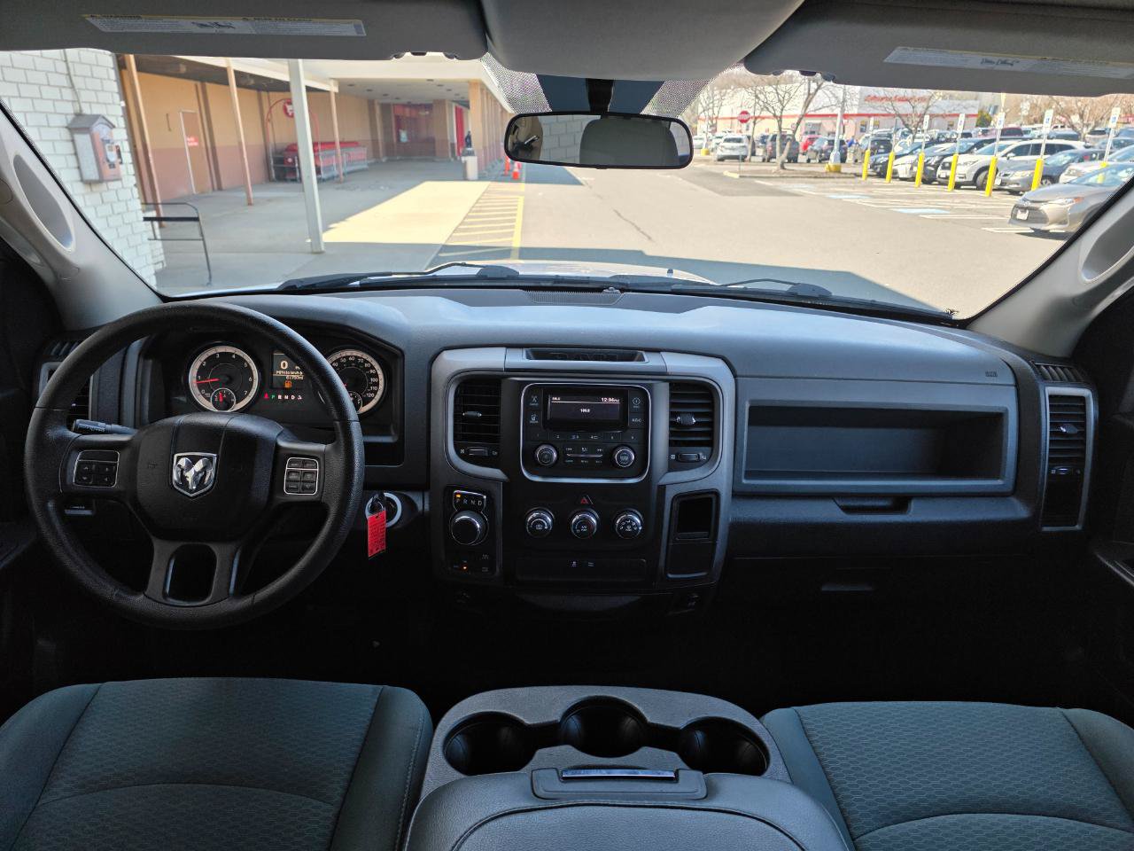 Used 2017 RAM 1500 Express AWD/4WD image 14