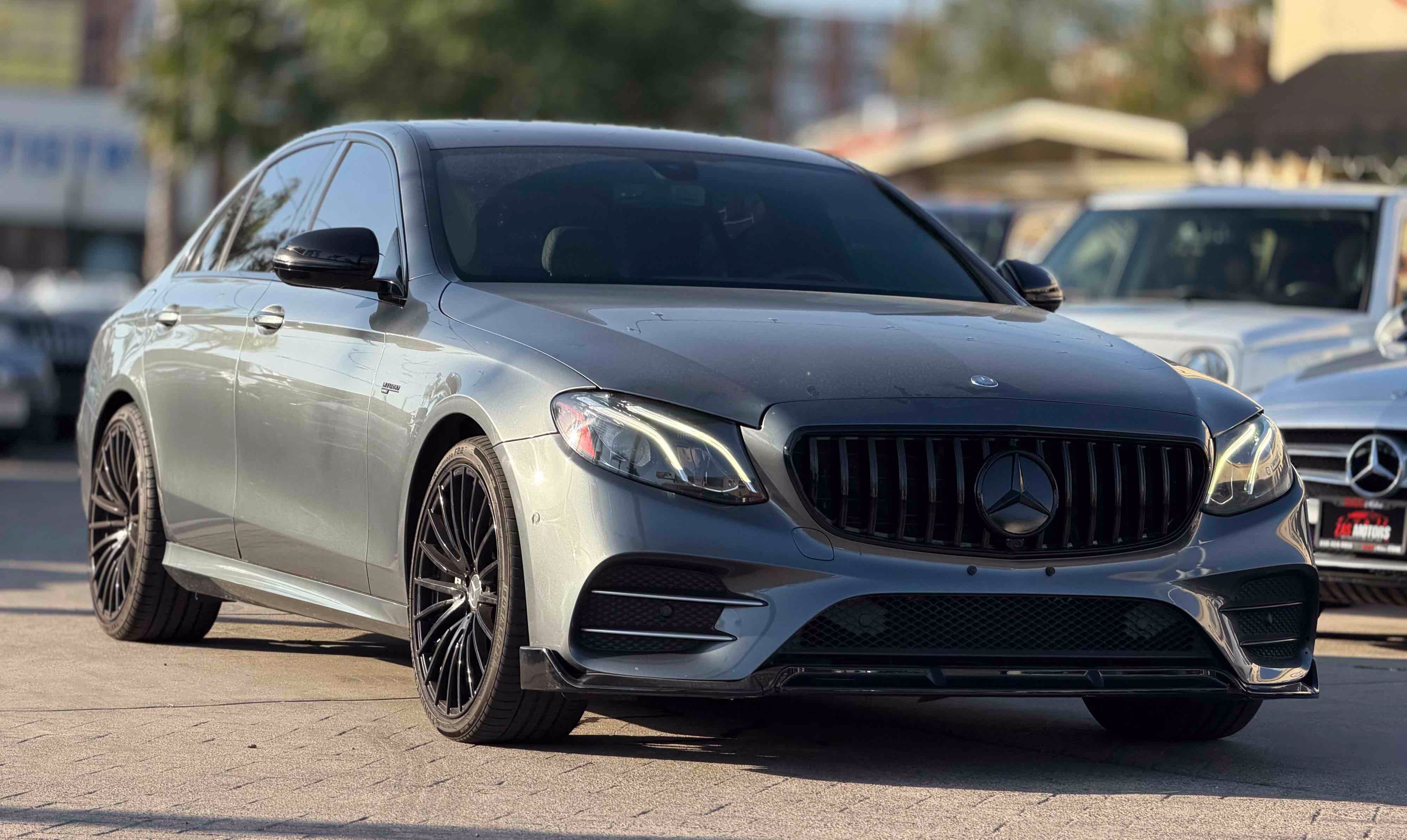 Used 2017 Mercedes-Benz E 43 AMG 4MATIC Sedan image 4