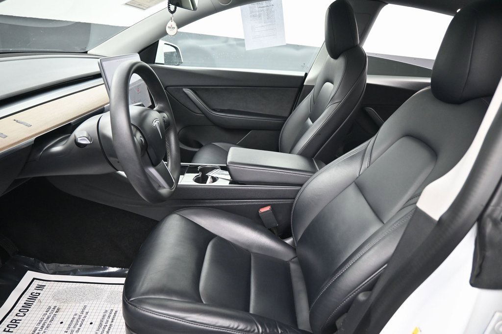 Used 2021 Tesla Model Y Long Range image 25