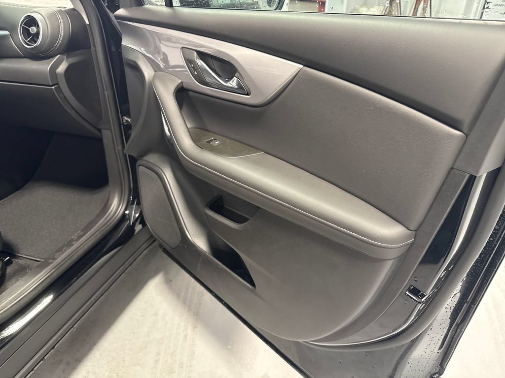 New 2026 Chevrolet Blazer LT FWD image 35