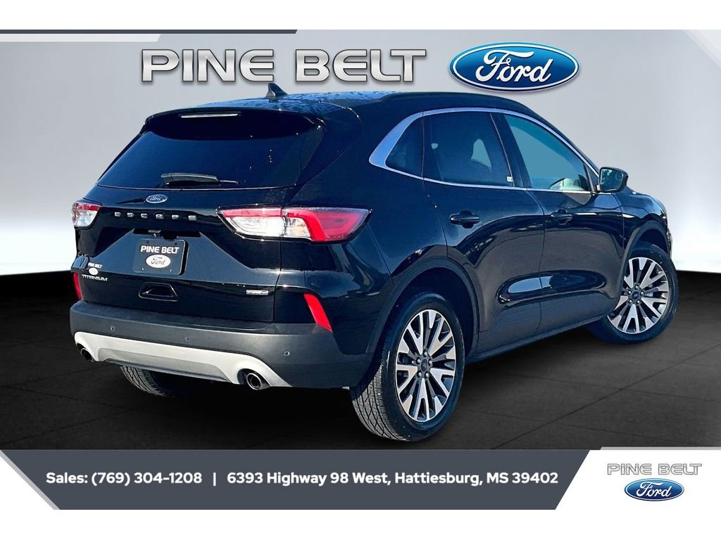 Used 2022 Ford Escape Titanium AWD/4WD image 11