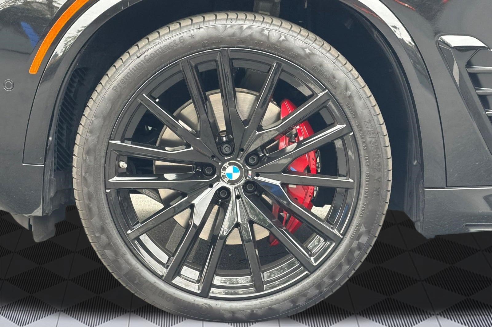 Used 2026 BMW X5 xDrive40i w/ M Sport Package AWD/4WD image 13