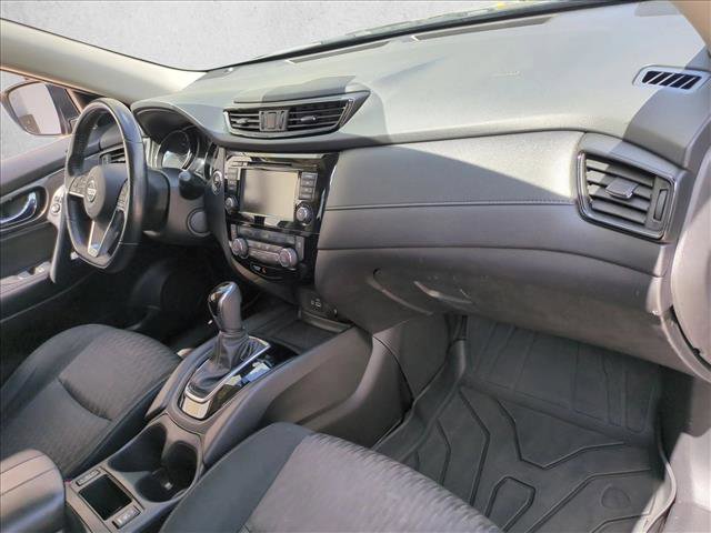 Used 2019 Nissan Rogue SV FWD image 21