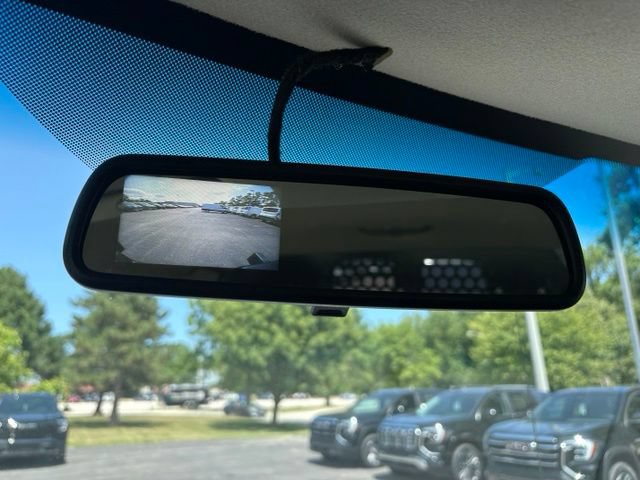 Used 2025 GMC Savana 2500 w/ Driver Convenience Package RWD image 32