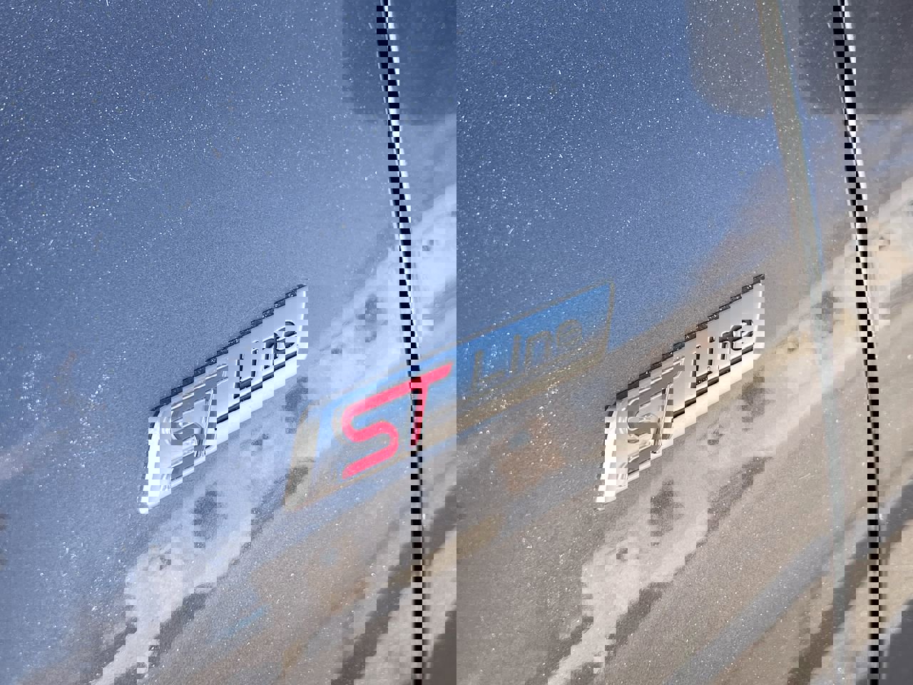 Used 2025 Ford Escape ST-Line w/ Equipment Group 301A image 12