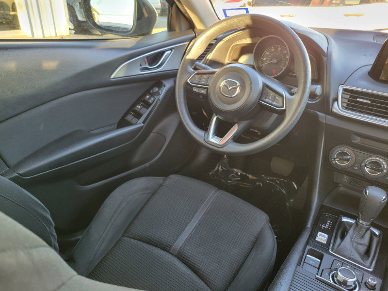 Used 2018 MAZDA MAZDA3 Sport w/ Preferred Equipment Package image 23