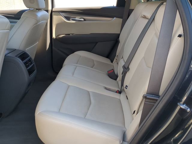 Used 2022 Cadillac XT5 Premium Luxury image 18