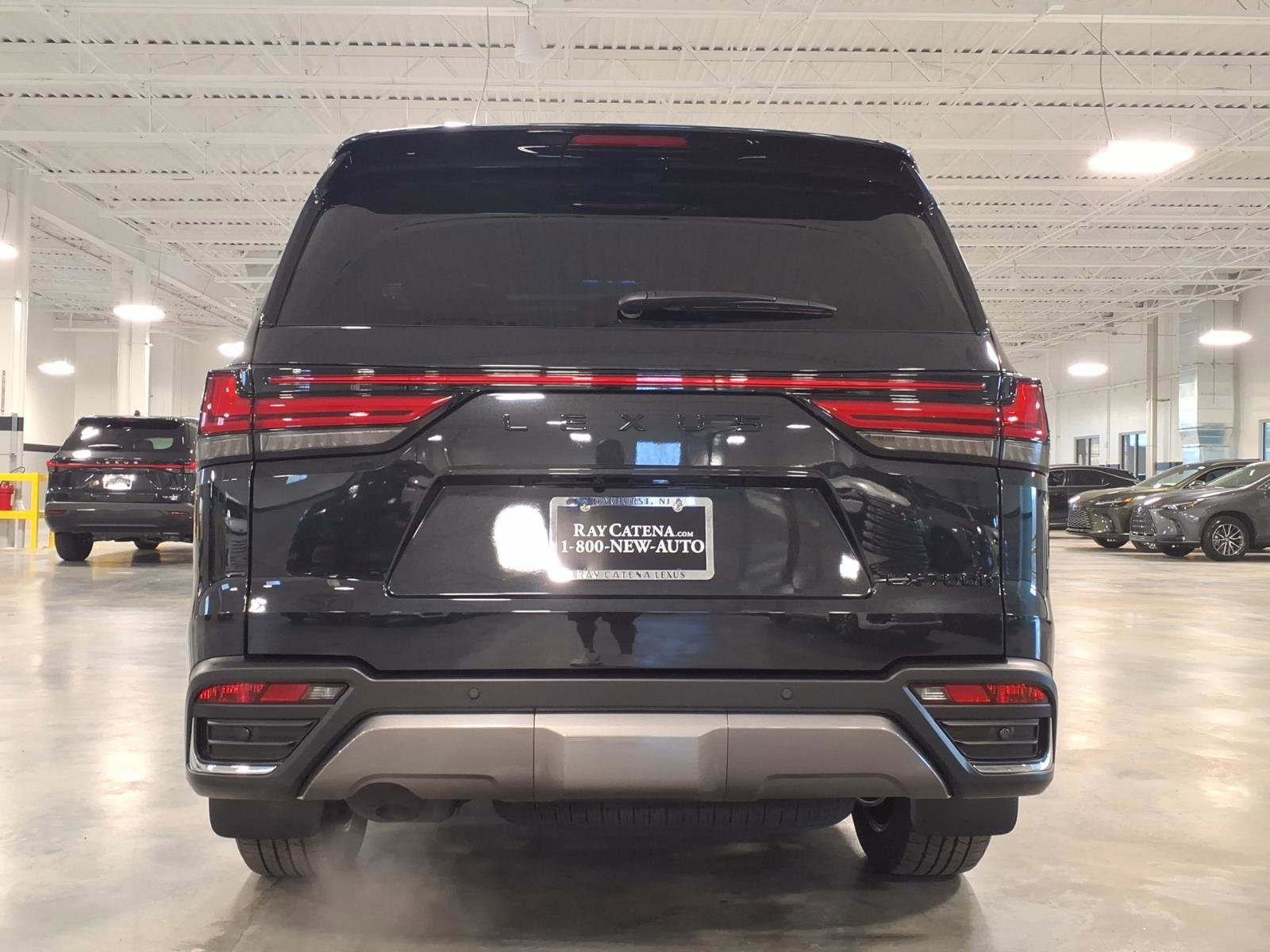 New 2026 Lexus LX 700h Luxury image 15