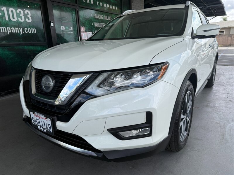 Used 2018 Nissan Rogue SL image 3