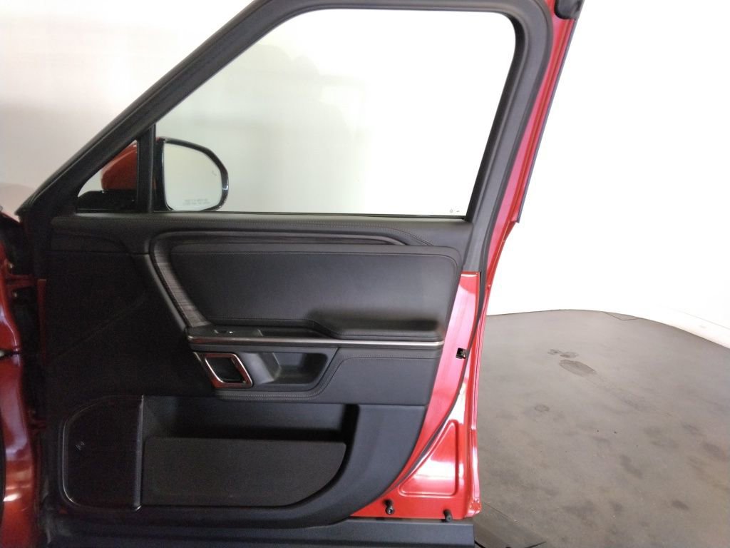 Used 2023 Rivian R1S Launch Edition image 47