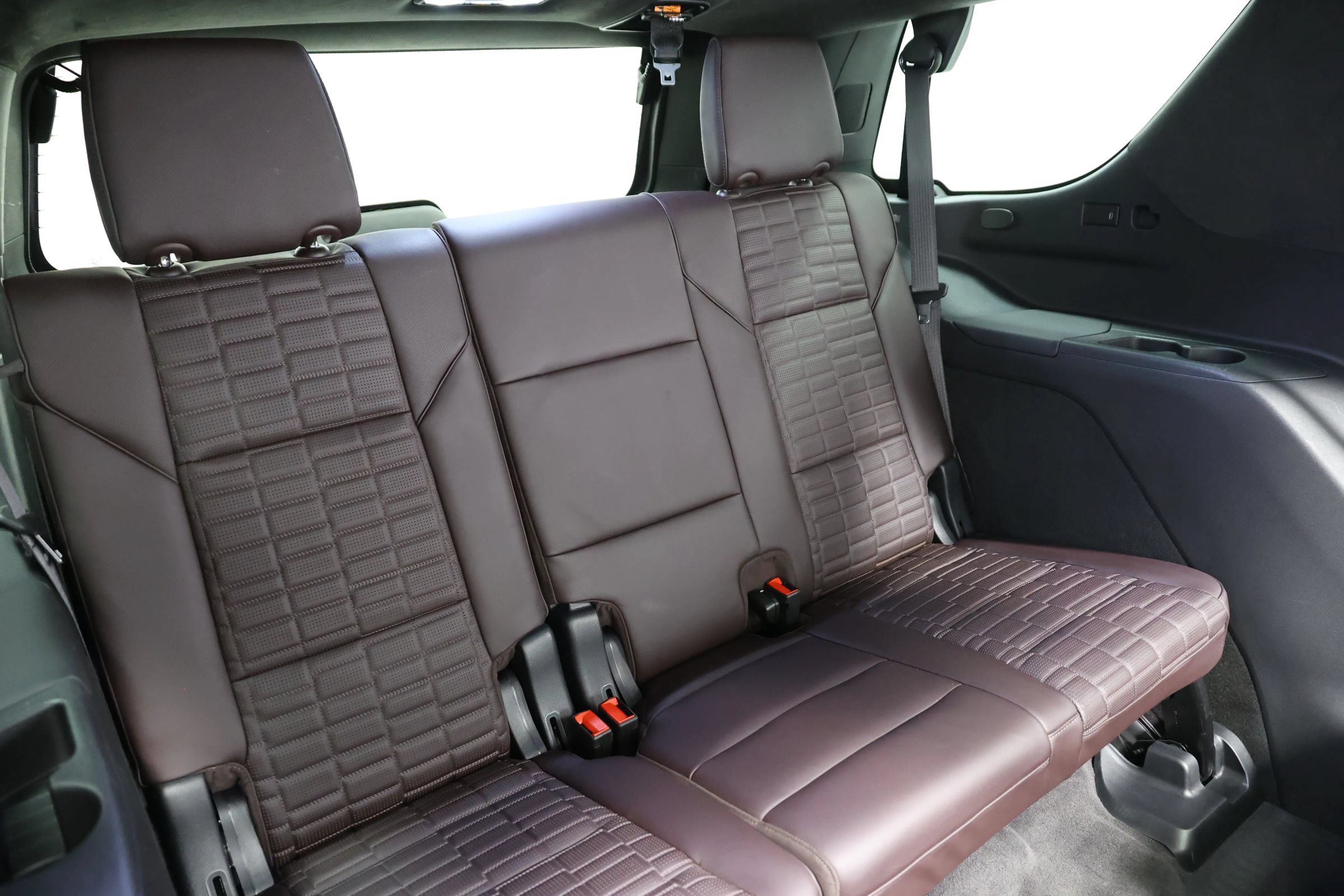Used 2023 Cadillac Escalade Sport Platinum w/ LPO, ONYX Package RWD image 99