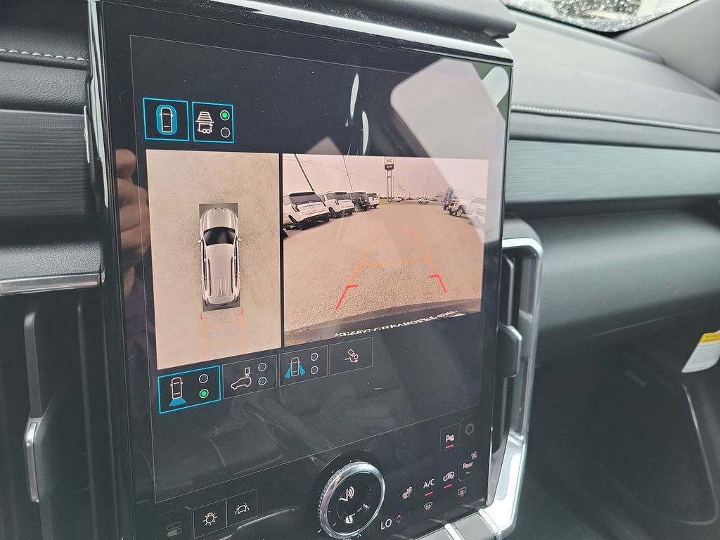 New 2025 GMC Acadia Elevation w/ Elevation Premium Package image 17