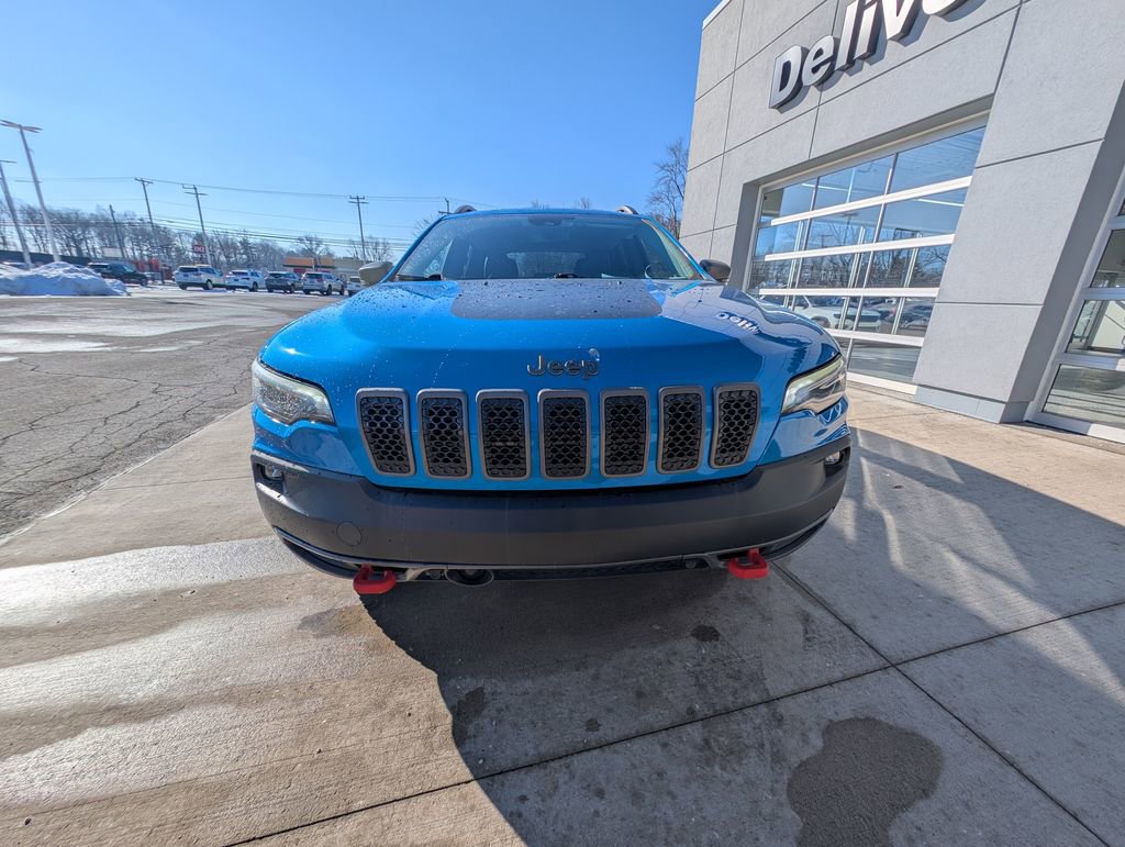 Used 2021 Jeep Cherokee Trailhawk image 9