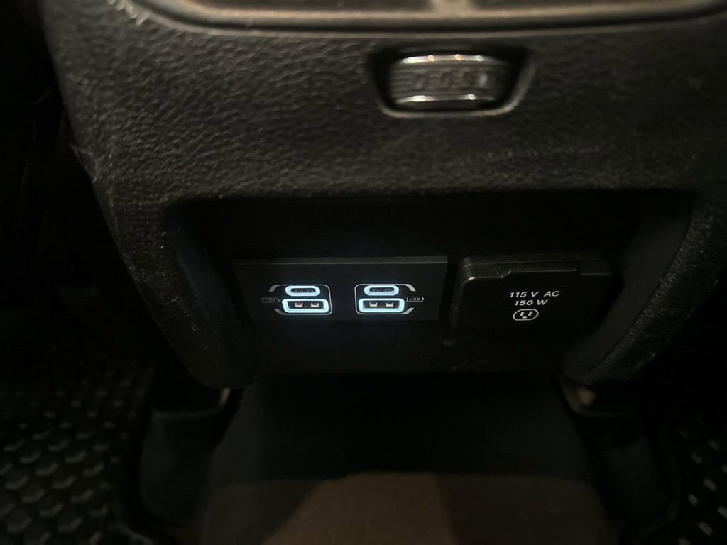 Used 2022 Jeep Cherokee Trailhawk w/ Comfort/Convenience Group image 15