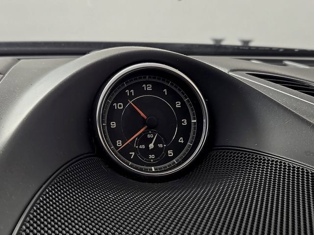 Used 2017 Porsche Cayenne Platinum Edition image 25