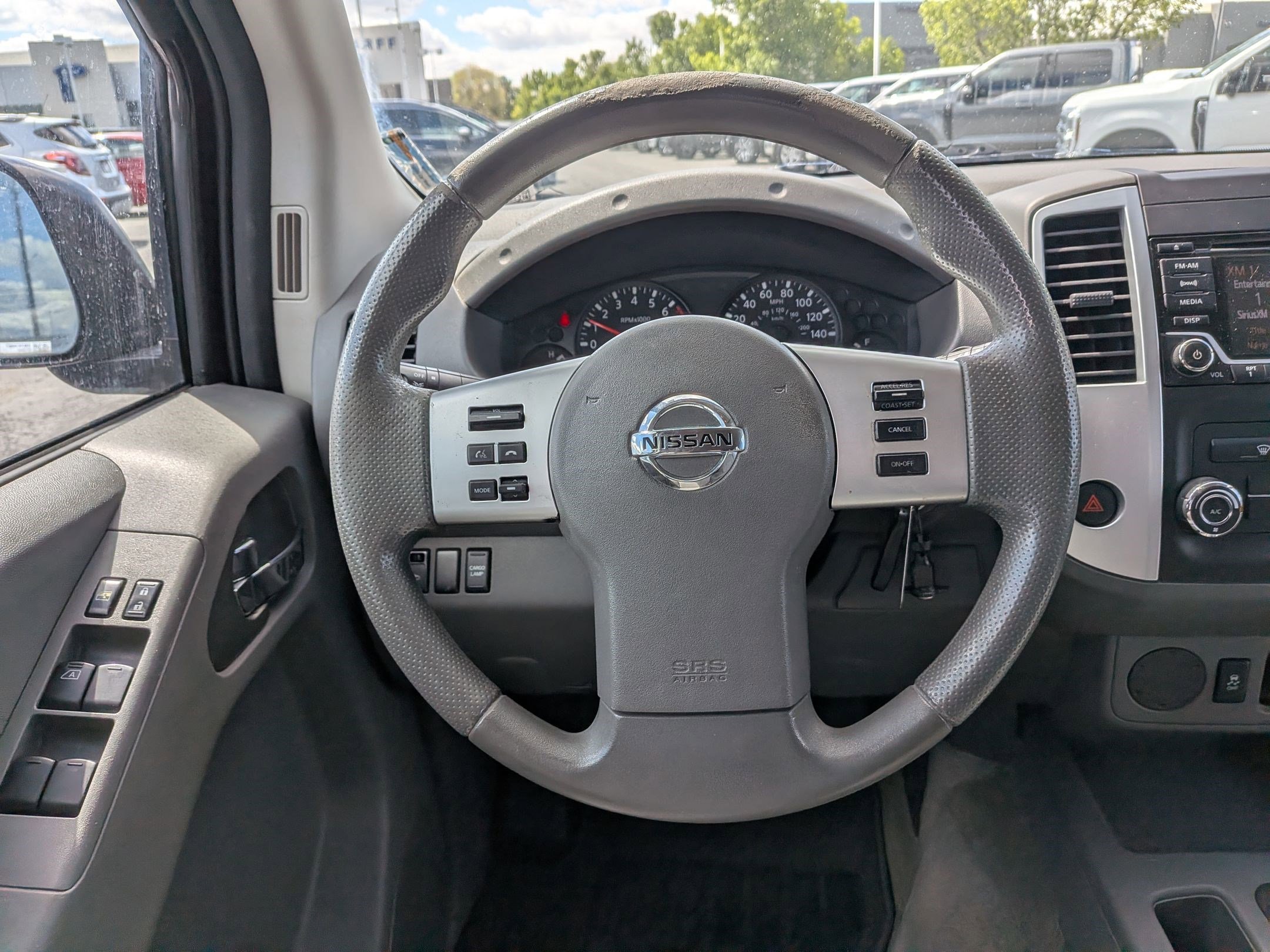 Used 2017 Nissan Frontier SV image 18