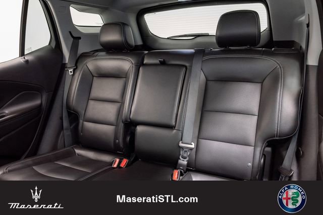 Used 2024 GMC Terrain SLT image 17