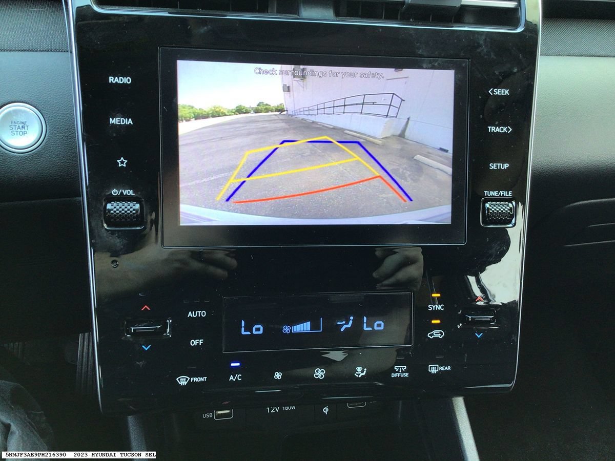 Used 2023 Hyundai Tucson SEL w/ Convenience Package FWD image 14