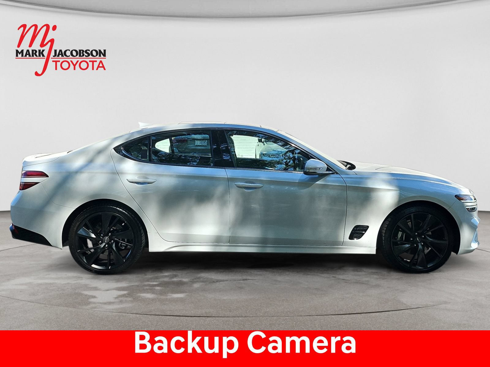 Used 2023 Genesis G70 2.0T w/ Sport Prestige Package RWD image 8