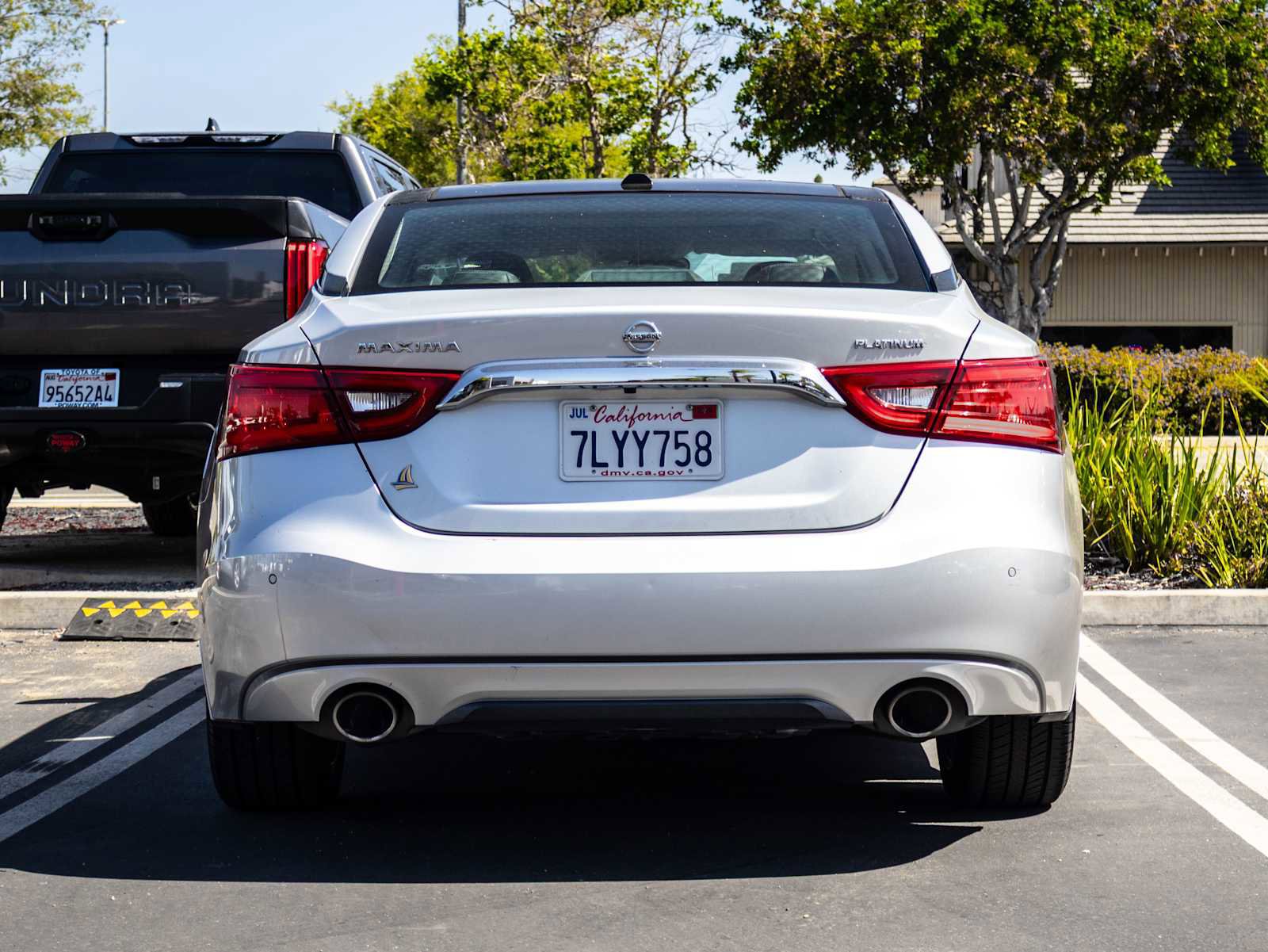 Used 2016 Nissan Maxima Platinum FWD image 5
