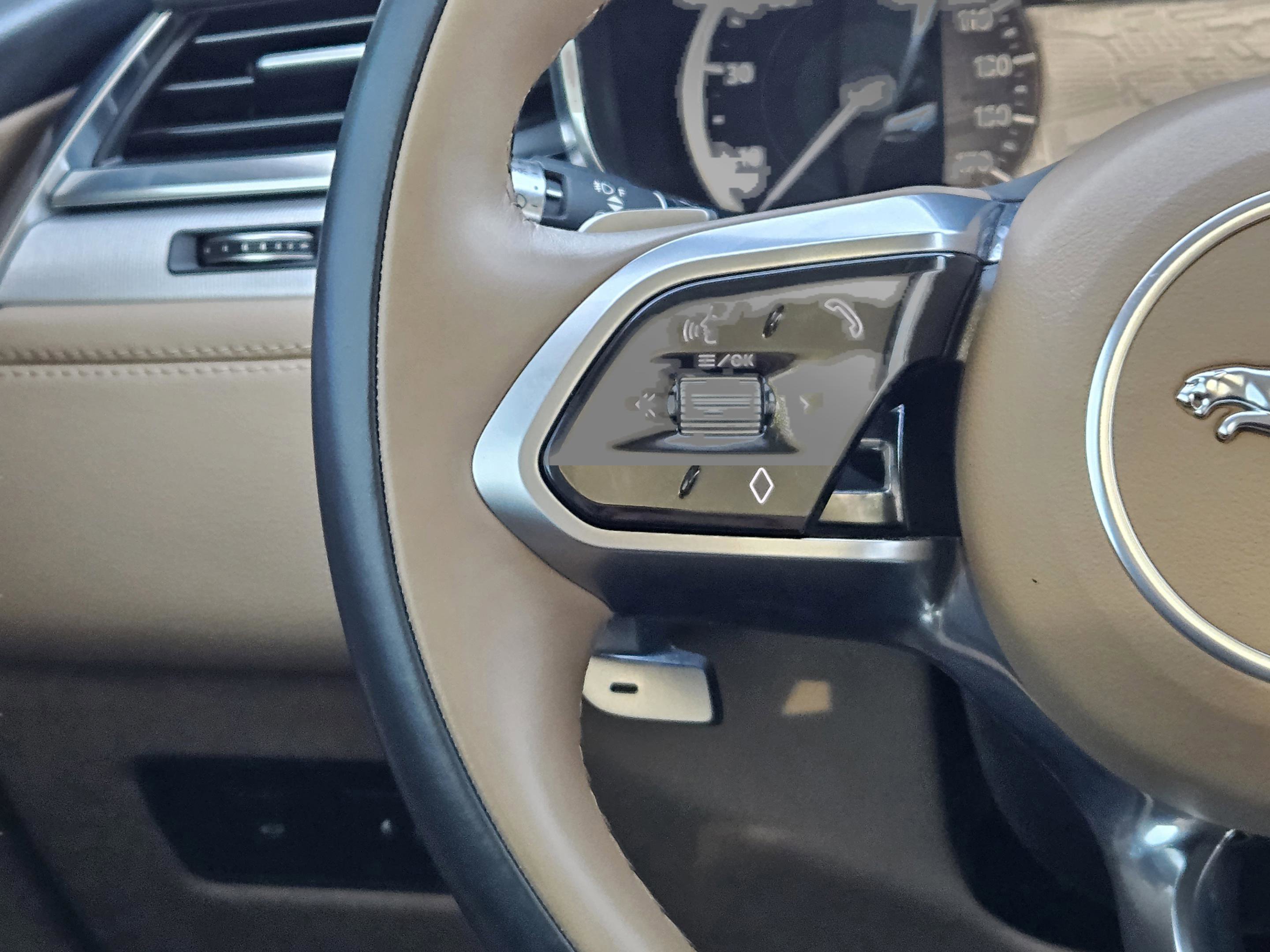 Used 2022 Jaguar F-PACE S image 25