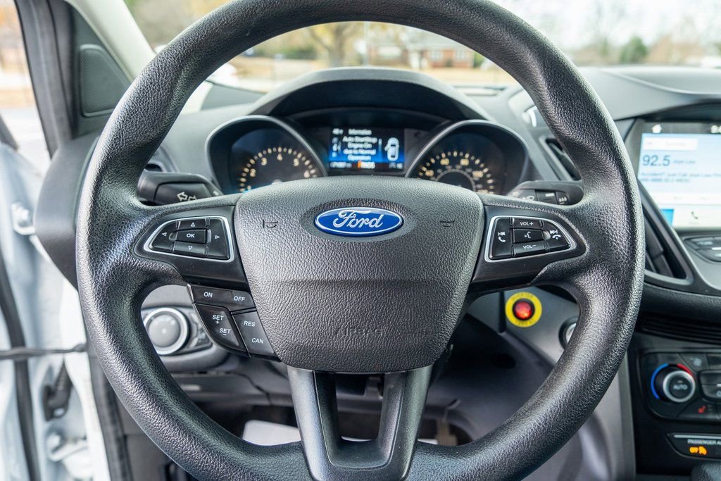 Used 2019 Ford Escape SE image 10